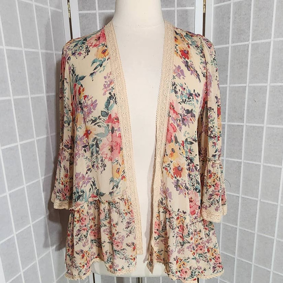 NWT Torrid Ruffle Kimono Lightweight Chiffon Floral Tan Plus Size: 00X (10) - Picture 4 of 5